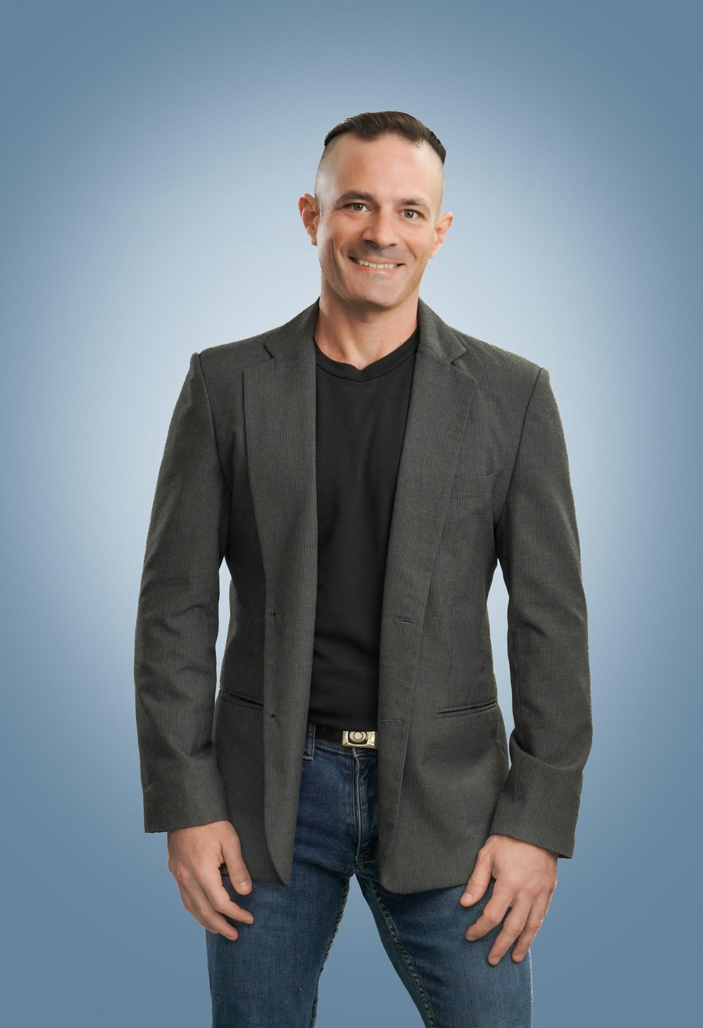 Eddie Signaigo - Official Author Photo Eddie Signaigo Official Author Photo